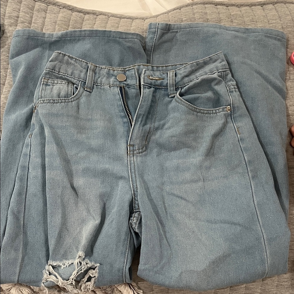 SHEIN Light Blue Straight Leg Jeans